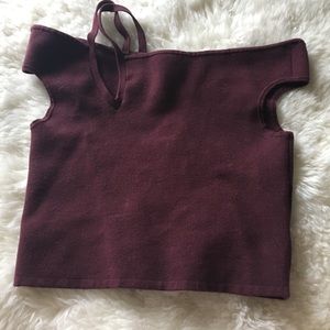 Asymmetrical Off the Shoulder Express Cropped Top